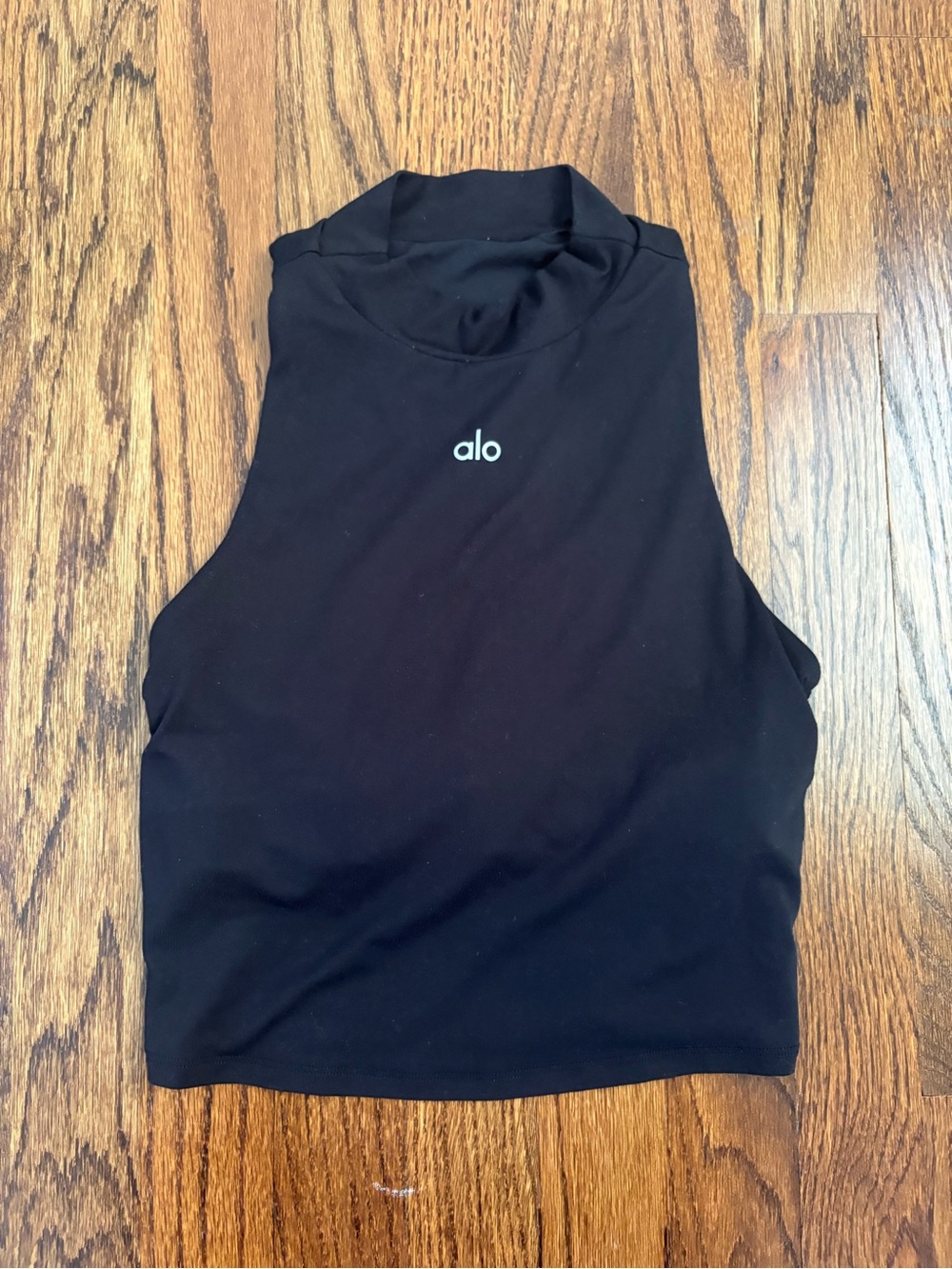 Alo That Shelf Bra Alosoft Tank in Black - Picture 2 of 3